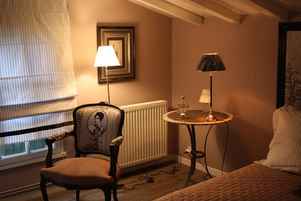 Le Domaine De La Lezardiere B&B Espiet Pokoj fotografie